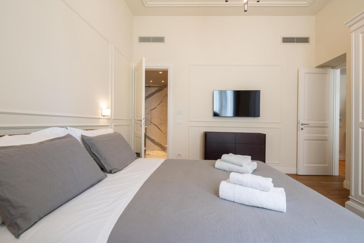 Apartment Luxury Al Duomo By Mmega Florenz
